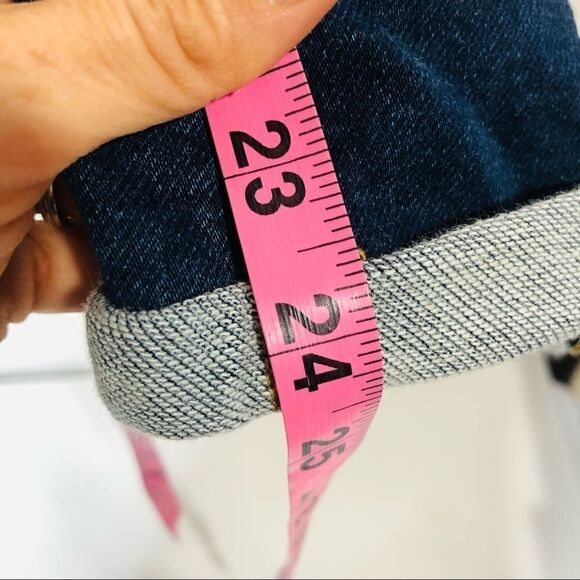 Juicy Couture Skinny Cropped Cuffed Jeans - Picture 4 of 12